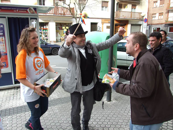 unancianounabrazo 232