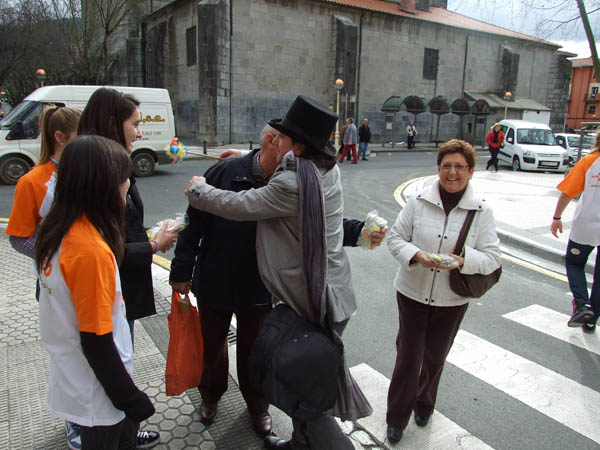 unancianounabrazo 253